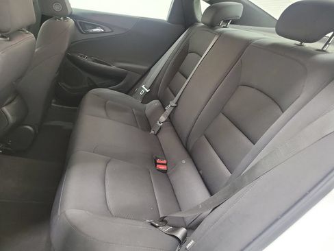 Used 2023 Chevrolet Malibu LS FWD image 12
