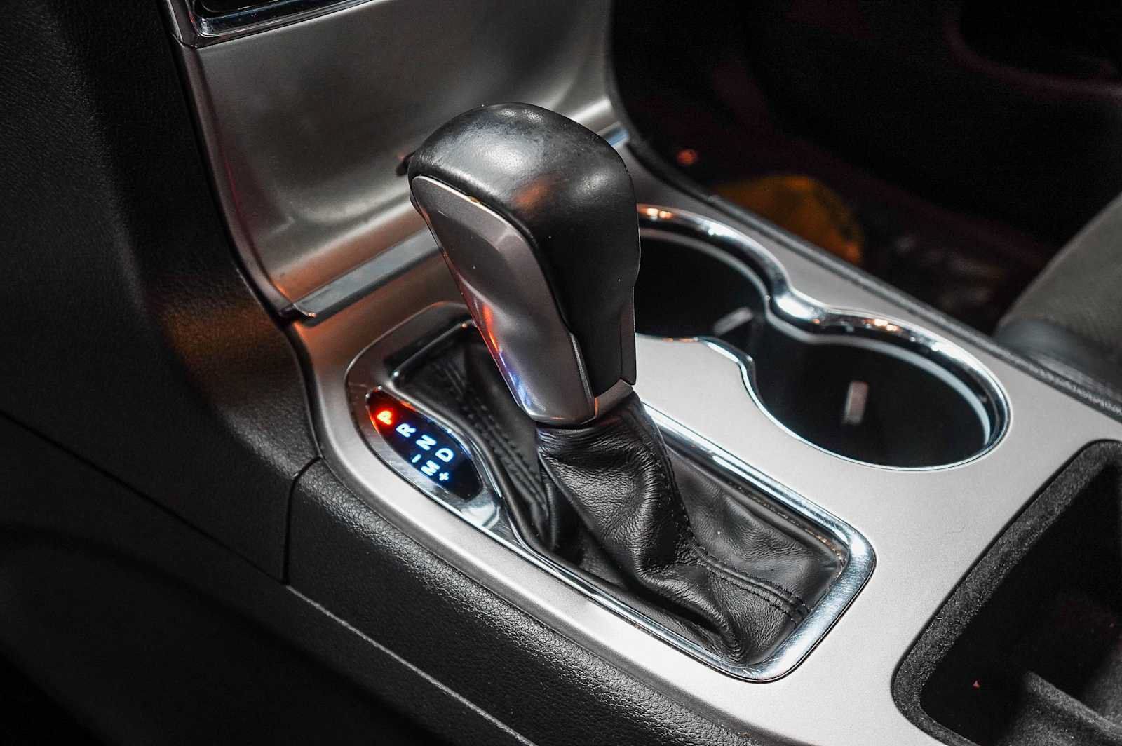 Used 2020 Jeep Grand Cherokee Altitude RWD image 21