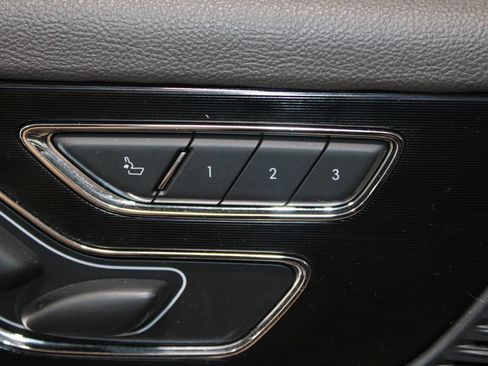 Used 2022 Lincoln Corsair AWD w/ Premium Package image 40