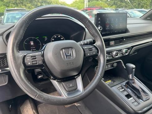 Used 2024 Honda CR-V Sport Touring image 13