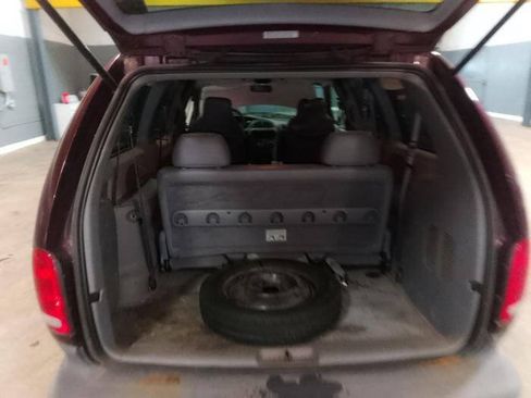 Used 1999 Plymouth Grand Voyager FWD image 25
