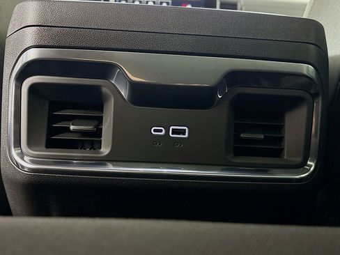 New 2026 GMC Sierra 1500 Elevation image 25