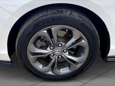 Used 2023 Honda Accord EX-L image 11