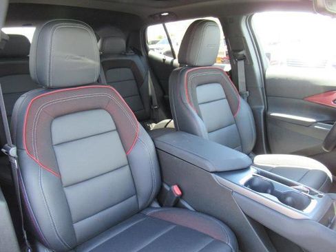 New 2025 Chevrolet Equinox EV RS image 11