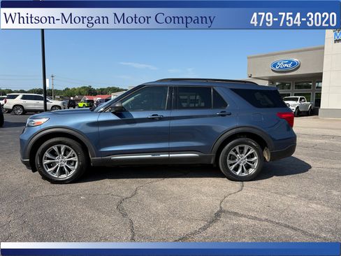 Used 2020 Ford Explorer XLT w/ Equipment Group 202A AWD/4WD image 8
