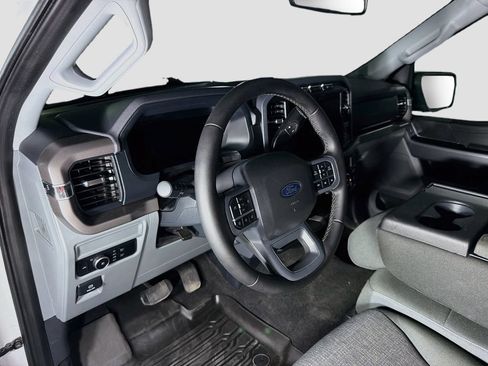 Used 2024 Ford F150 XLT AWD/4WD image 9