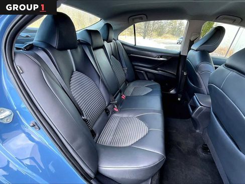 Used 2024 Toyota Camry SE image 20