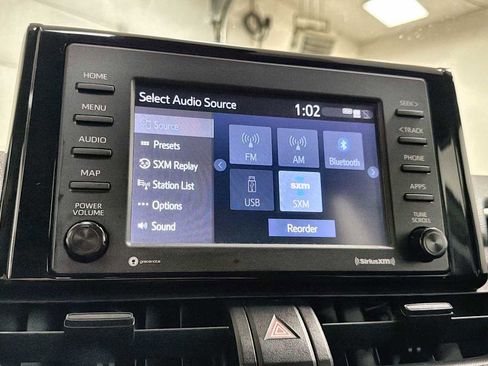 Certified 2021 Toyota RAV4 LE AWD/4WD image 18