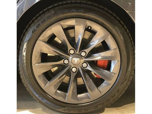 Used 2018 Tesla Model S 100D image 11