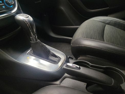 Used 2016 Buick Encore FWD image 26
