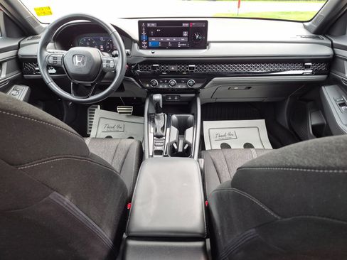 Used 2024 Honda Accord Sport image 22