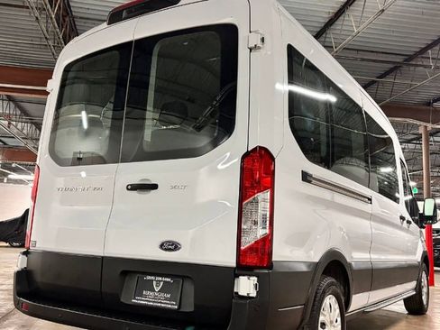 Used 2023 Ford Transit 350 XLT image 12