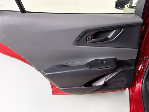 Used 2025 Toyota Prius LE FWD image 25