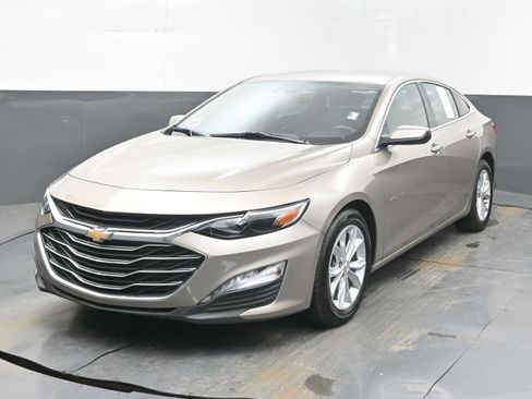 Used 2025 Chevrolet Malibu LT FWD image 4