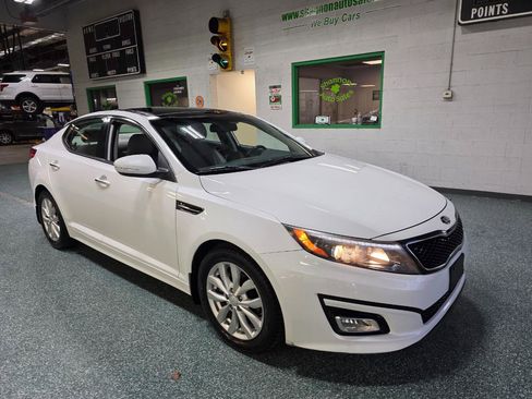 Used 2015 Kia Optima EX w/ EX Premium Package image 4