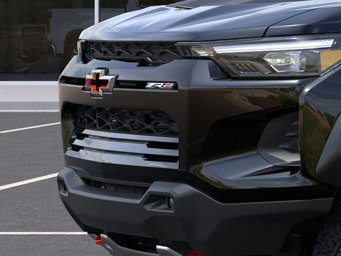 New 2026 Chevrolet Colorado ZR2 w/ Technology Package AWD/4WD image 13