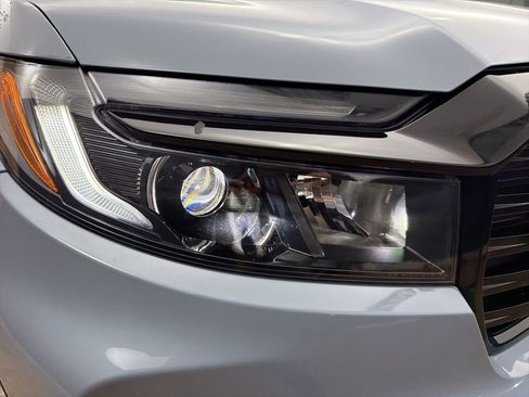 Used 2025 Honda Passport Black Edition image 33