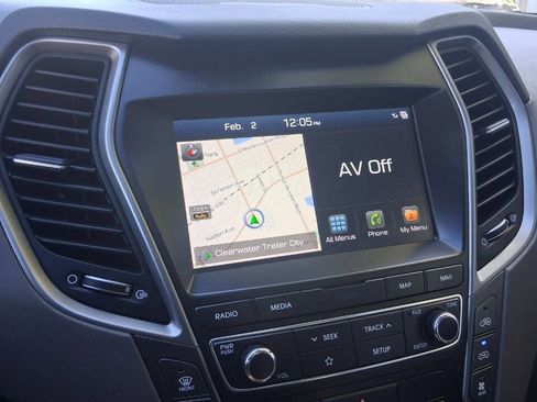 Used 2019 Hyundai Santa Fe XL image 8