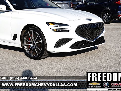 Used 2025 Genesis G70 2.5T RWD image 42