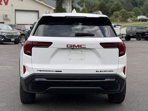 Used 2026 GMC Terrain Elevation w/ Elevation Premium Package AWD/4WD image 6