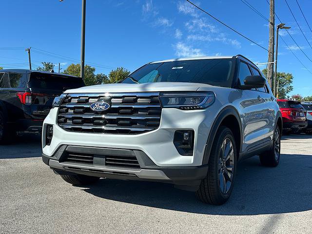 New 2027 Ford Explorer Active w/ Active Comfort Package AWD/4WD image 3