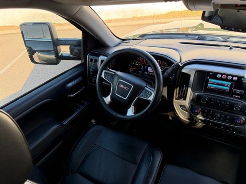 Used 2017 GMC Sierra 1500 SLT w/ Suspension Package, Off-Road AWD/4WD image 20
