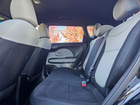 Used 2014 Kia Soul image 14
