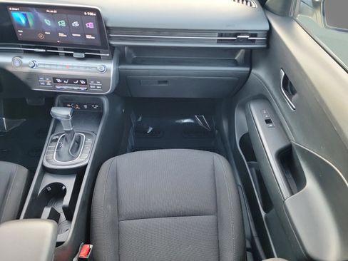 Used 2024 Hyundai Kona SEL image 14