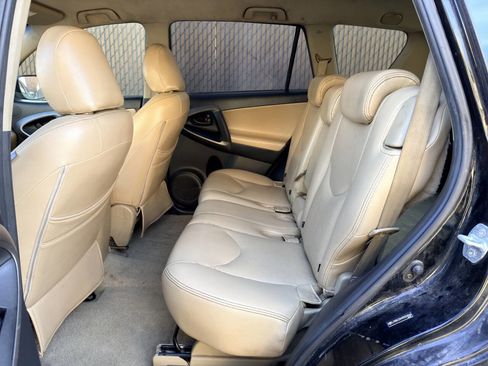 Used 2009 Toyota RAV4 4WD V6 image 11