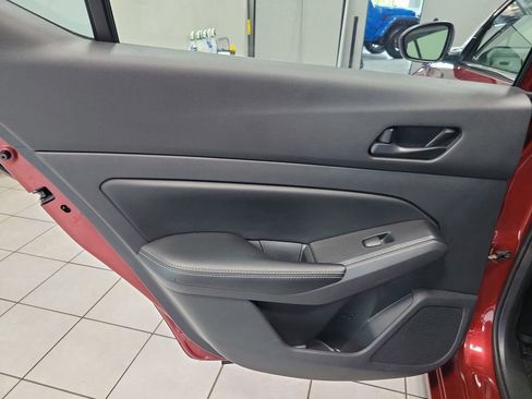 Used 2024 Nissan Altima 2.5 SV FWD image 25