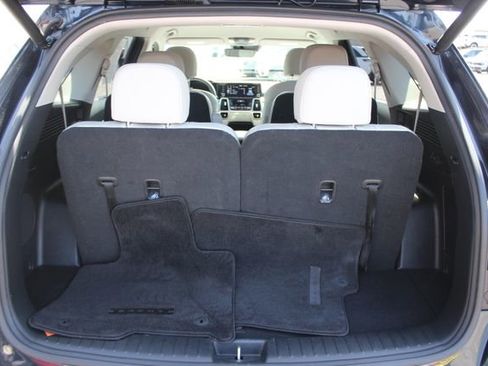 Used 2023 Kia Sorento SX Prestige image 29