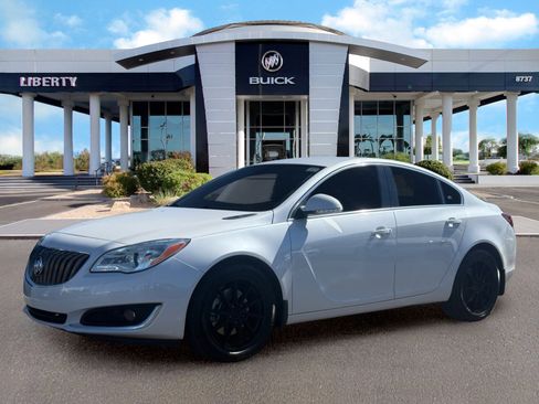 Used 2016 Buick Regal AWD image 8