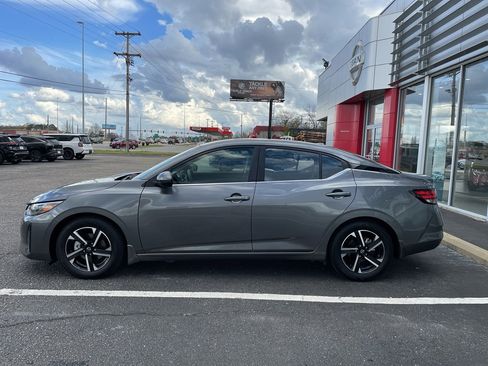 Certified 2025 Nissan Sentra SV w/ All-Weather Package image 18