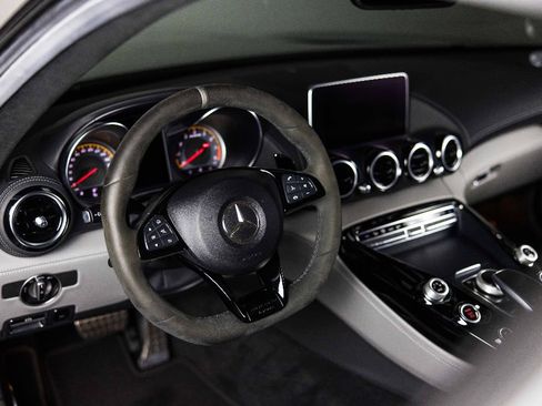 Used 2018 Mercedes-Benz AMG GT C image 17