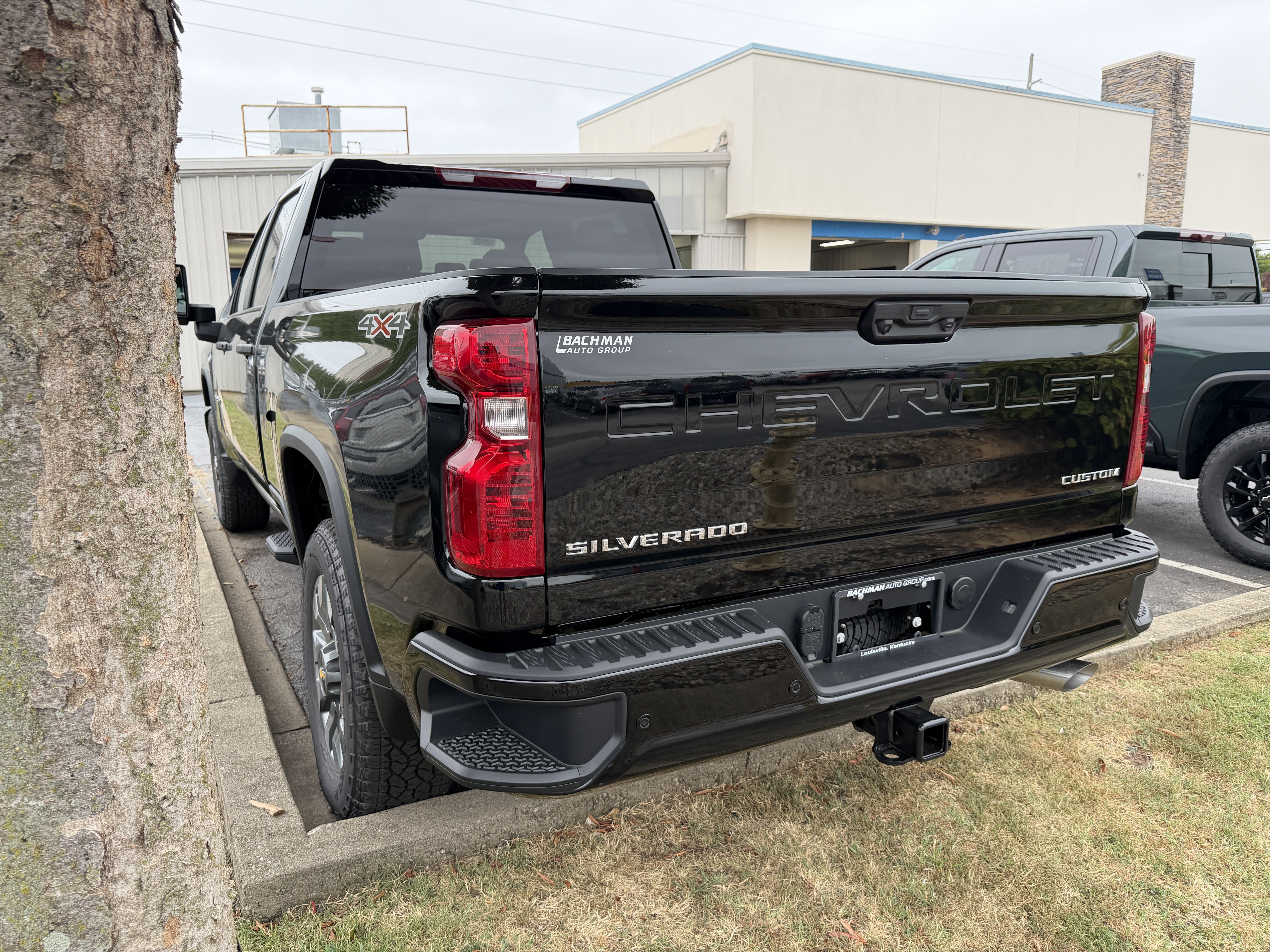 New 2026 Chevrolet Silverado 2500 Custom w/ Custom Value Package AWD/4WD image 5