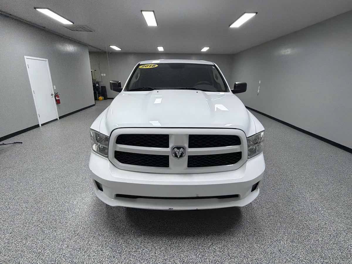 Used 2018 RAM 1500 Express w/ Express Value Package AWD/4WD image 8