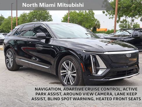 Used 2025 Cadillac Lyriq Luxury RWD image 1
