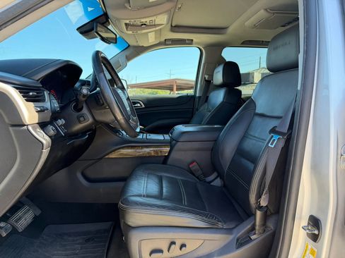 Used 2016 GMC Yukon XL Denali w/ Open Road Package image 9