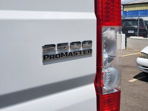 Used 2025 RAM ProMaster 2500 w/ Convenience Group FWD image 27