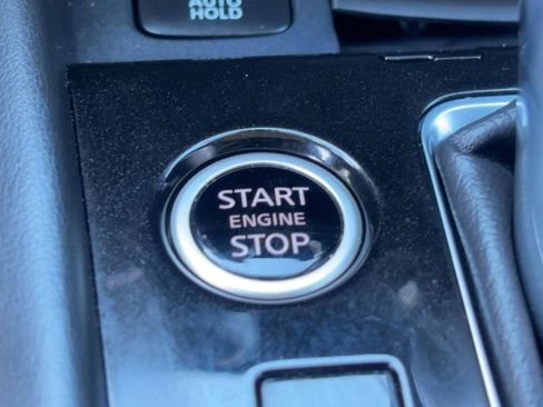 Used 2024 Nissan Kicks SV image 24