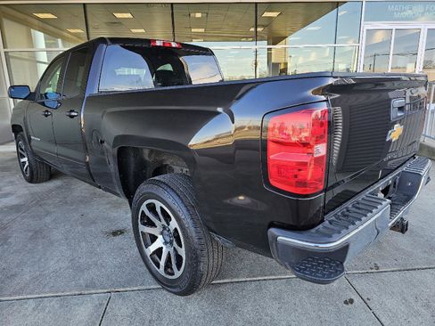 Used 2018 Chevrolet Silverado 1500 LT w/ All Star Edition image 3