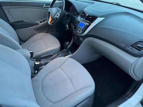 Used 2014 Hyundai Accent SE FWD image 21