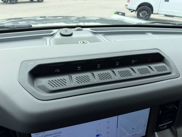Used 2025 Ford Bronco Badlands AWD/4WD image 34