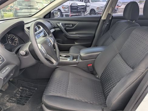 Used 2017 Nissan Altima 2.5 S w/ Power Driver Seat Package FWD image 24
