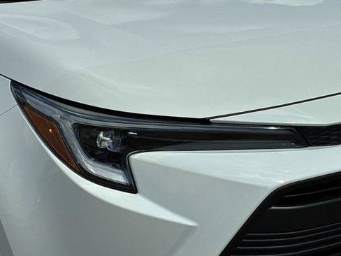 Certified 2026 Toyota Corolla XLE FWD image 27