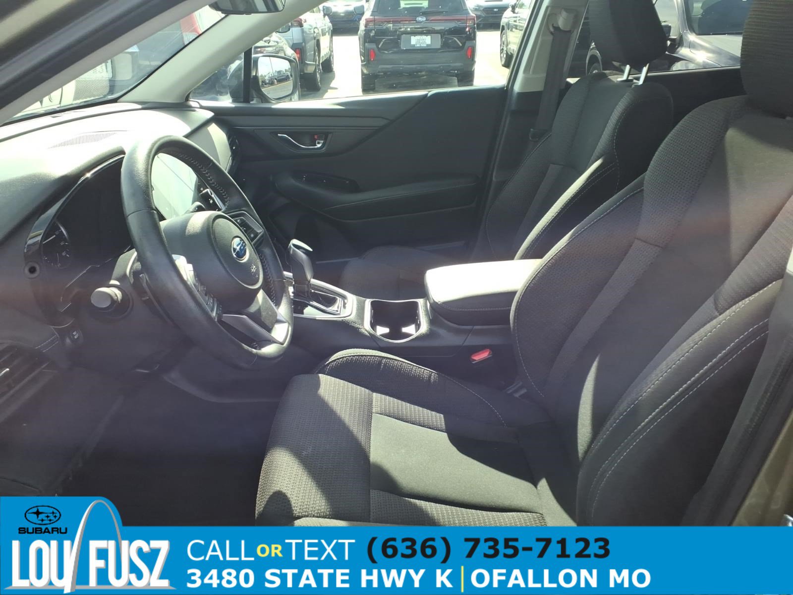 Used 2025 Subaru Outback Premium AWD/4WD image 24