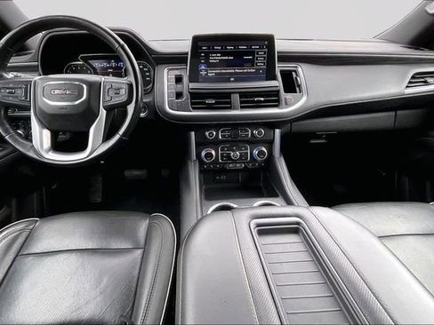 Used 2021 GMC Yukon XL SLT w/ SLT Luxury Plus Package image 7