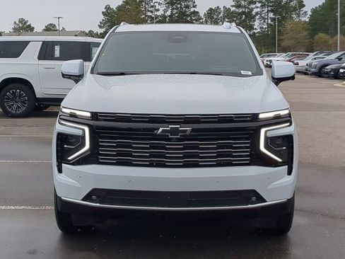 New 2026 Chevrolet Suburban High Country w/ Sun And Tow Package AWD/4WD image 12