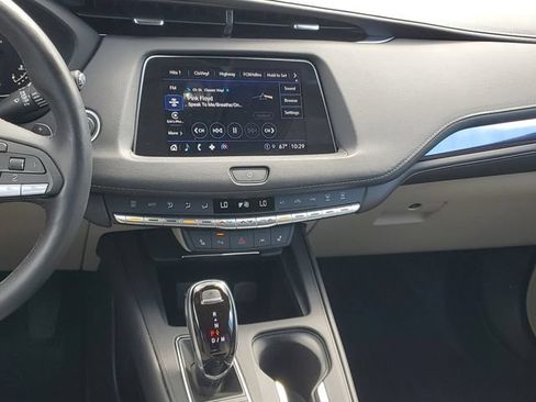 Certified 2023 Cadillac XT4 Luxury w/ Driver Awareness Package AWD/4WD image 15
