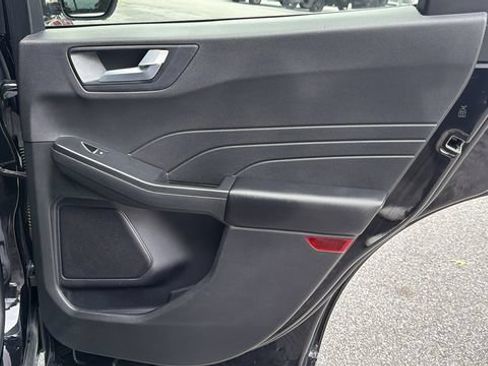 Certified 2024 Ford Escape Platinum AWD/4WD image 18